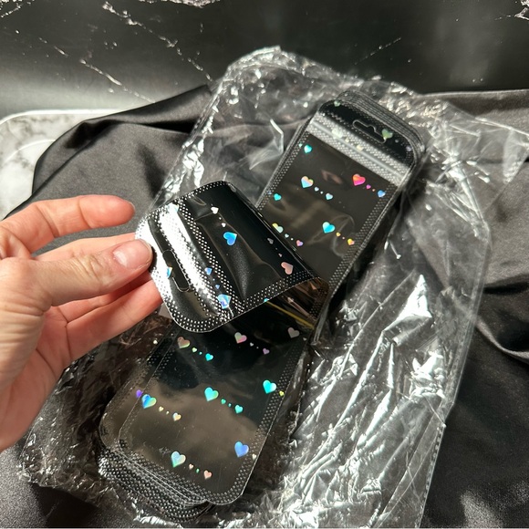 Holographic Heart Mylar Zip Bags, 50pc - Picture 3 of 4